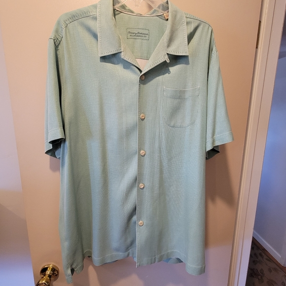 💙GC~ TOMMY BAHAMA BUTTON DOWN - Picture 12 of 13